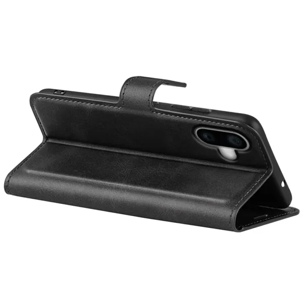 iPhone 16 Cover with card slots - Black - Bild 5